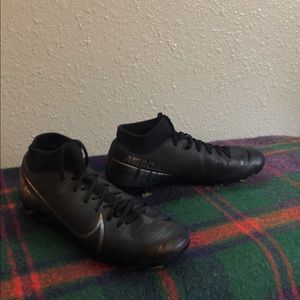 Nike Mercurial soccer cleats. Size 8